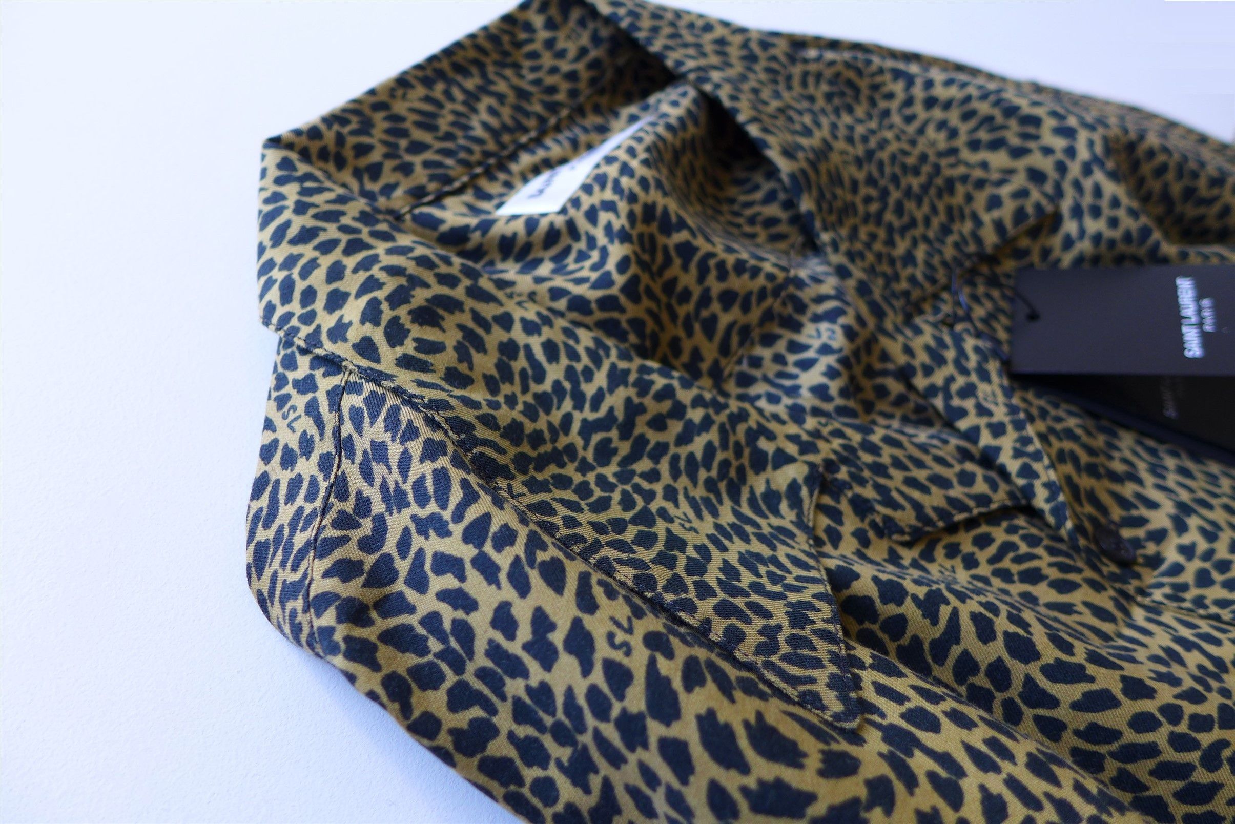 Saint Laurent Paris Saint Laurent Leopard Print Short-Sleeve Shirt Size US XXL / EU 58 / 5 - 11 Thumbnail