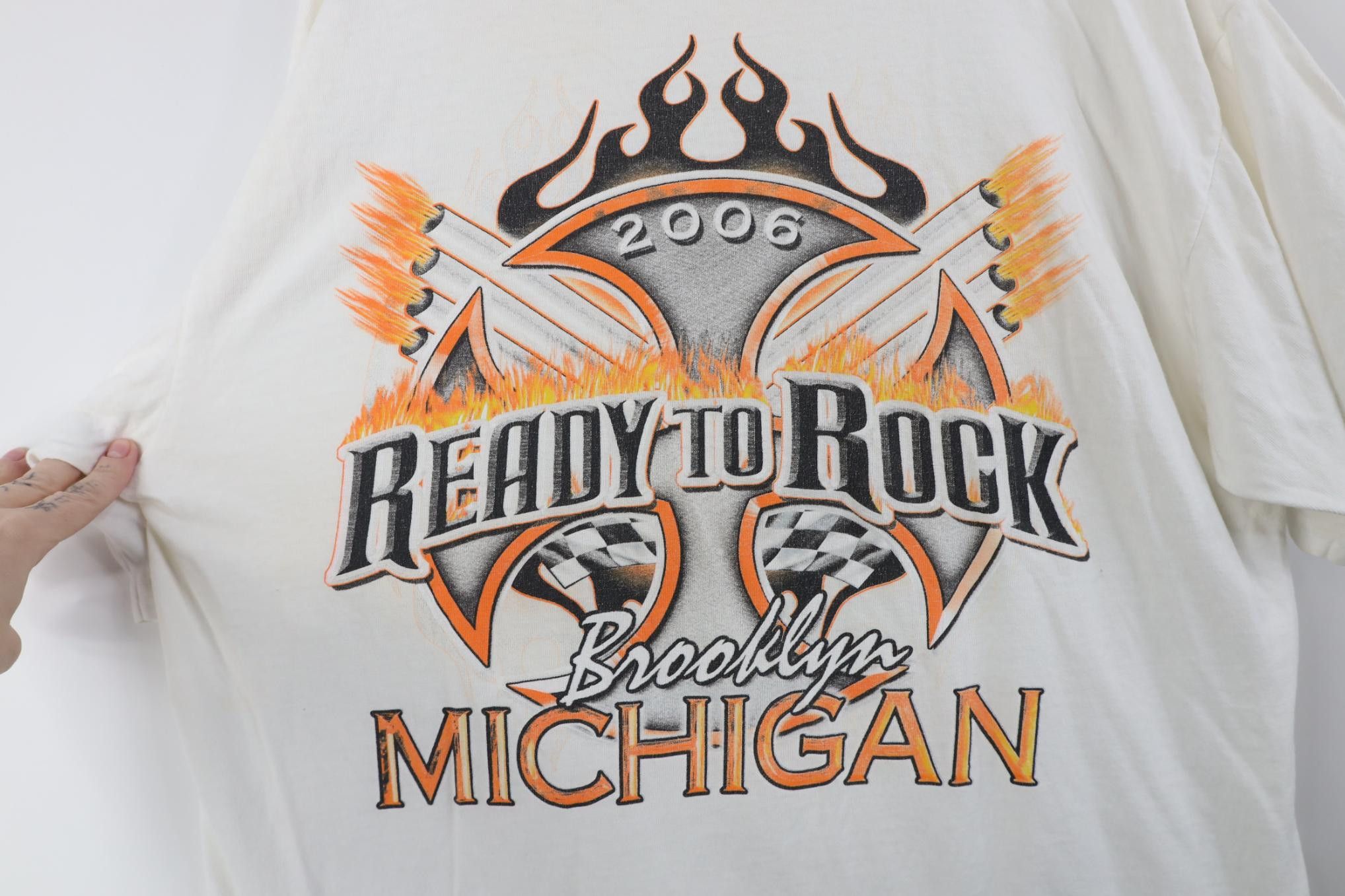 Vintage Vintage Y2K 2006 Flames Brooklyn Michigan Racing T-Shirt Size US L / EU 52-54 / 3 - 11 Thumbnail