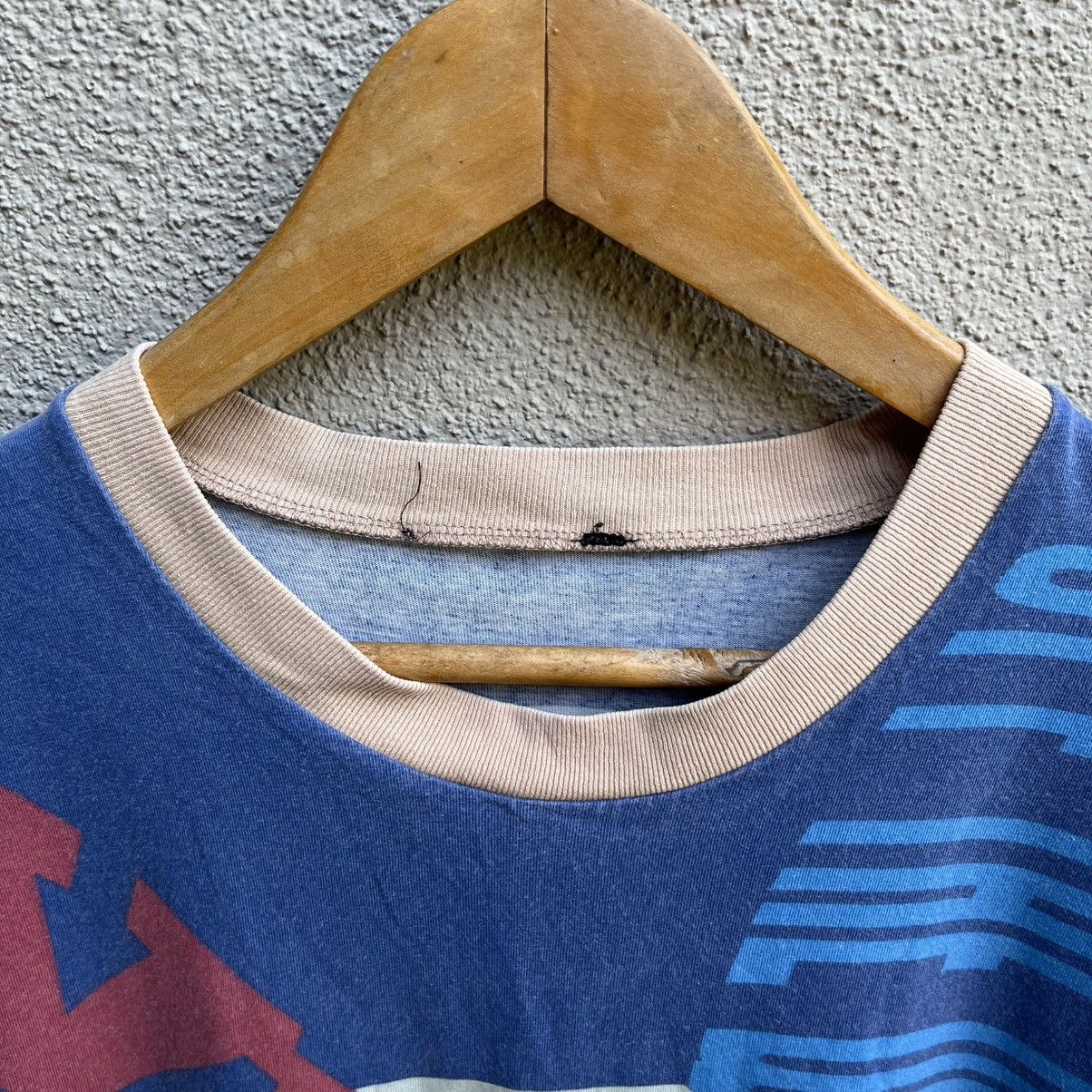 Vans Vintage 90s VANS usa all over print tee Size US L / EU 52-54 / 3 - 4 Thumbnail