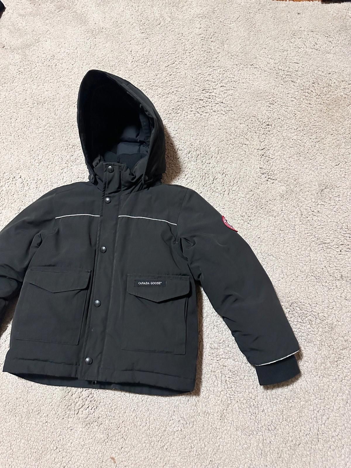 Canada Goose CANADA GOOSE KIDS Black LYNX PARKA - Age 6/7 Y Size US XXS / EU 40 - 3 Thumbnail
