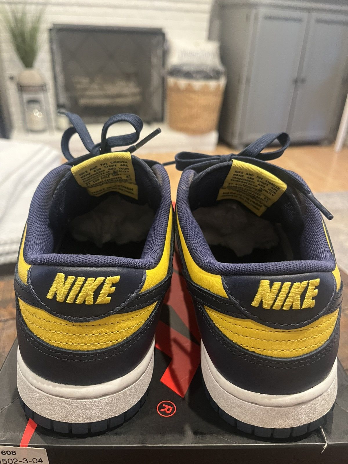 Nike Nike Dunk Low “Michigan” size 8 Size US 8 / EU 41 - 7 Thumbnail