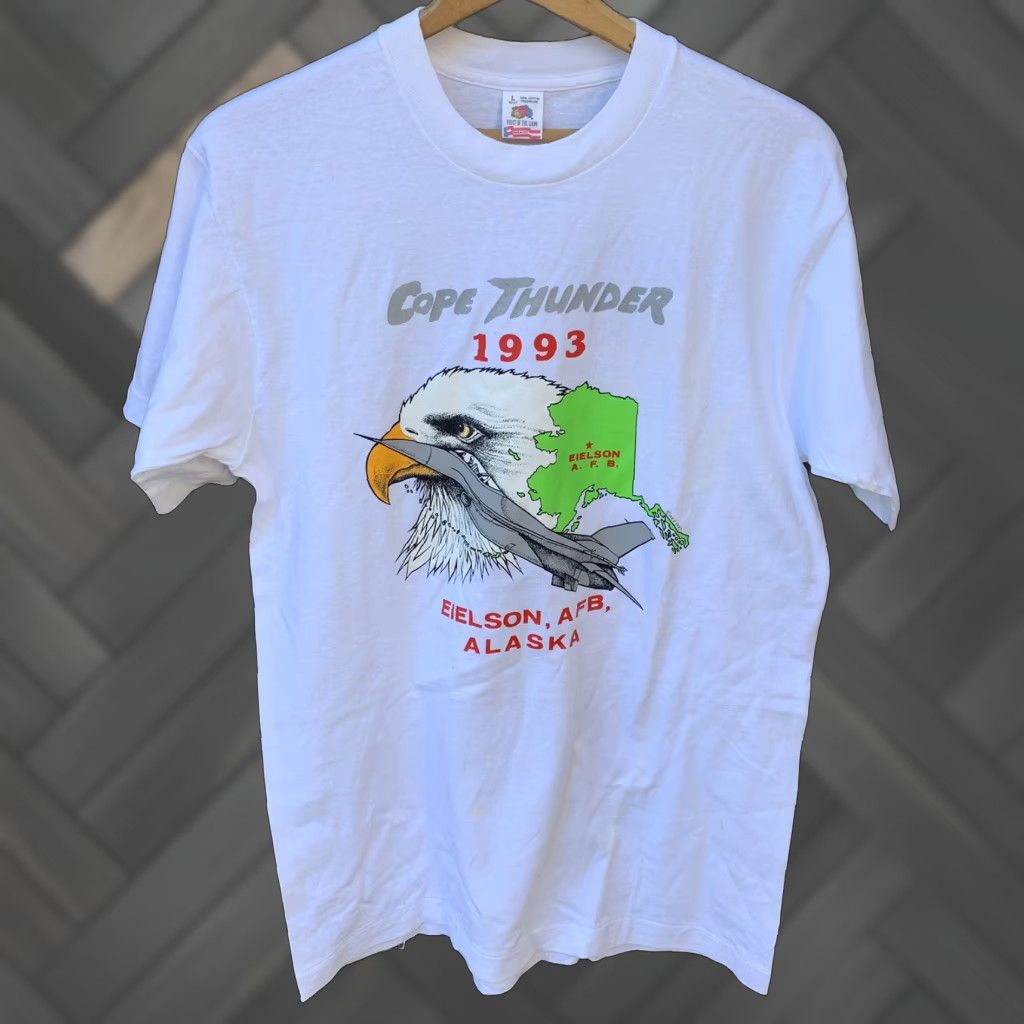Fruit Of The Loom VINTAGE Cope Thunder 1993 Eielson AFB Alaska t shirt bald eagle air force size L Size US L / EU 52-54 / 3 - 1 Thumbnail