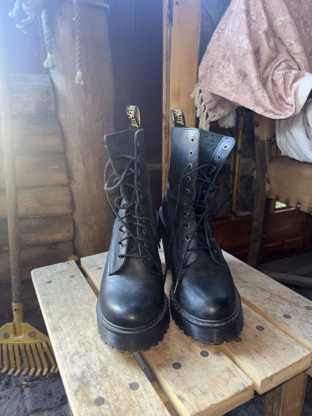 Dr. Martens Dr Martens Kendra Boots Size US 11 / IT 41 - 4 Thumbnail