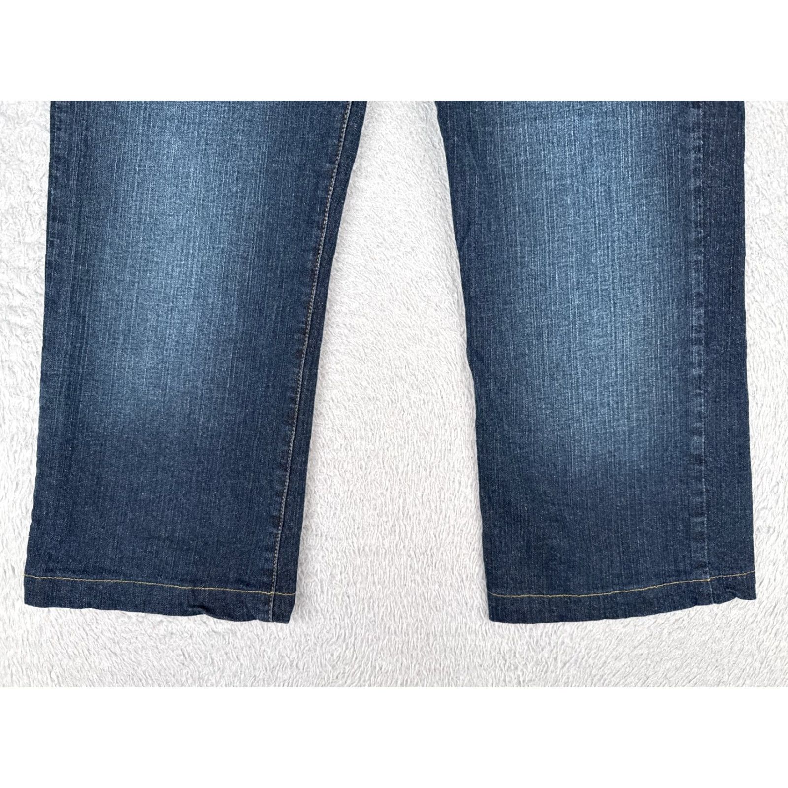 Lucky Brand VINTAGE Lucky Brand Jeans Women 8 Blue Denim Straight Cotton Blend 30x24 Jeans Women's 8 Blue Denim Straight 30x24 Size 30" / US 8 / IT 44 - 2 Thumbnail