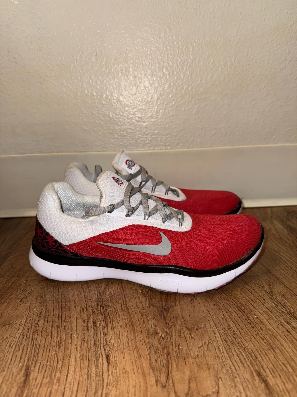Nike Free Trainer V7 Ohio State