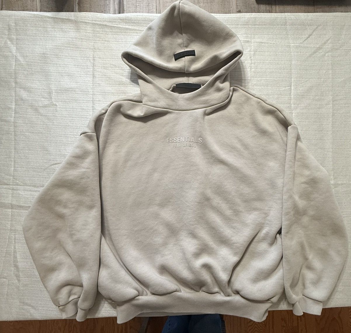 Essentials Fear of God Essentials Hoodie - Oatmeal / Tan (Size S) Size S / US 4 / IT 40 - 3 Thumbnail