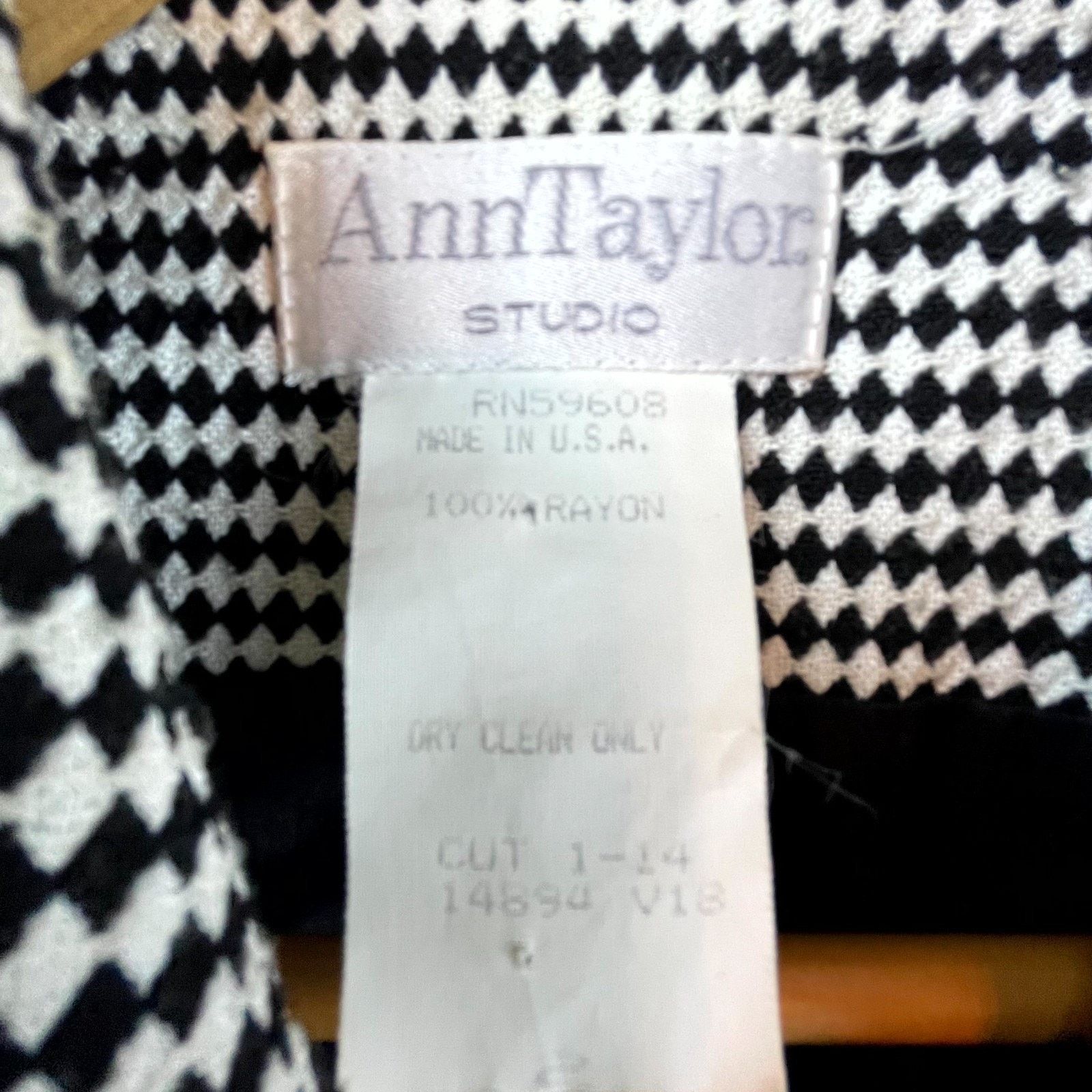 Ann Taylor Vtg Ann Taylor Skirt Suit Women Jacket 2 Skirt 0 Black White Size XS / US 0-2 / IT 36-38 - 3 Thumbnail