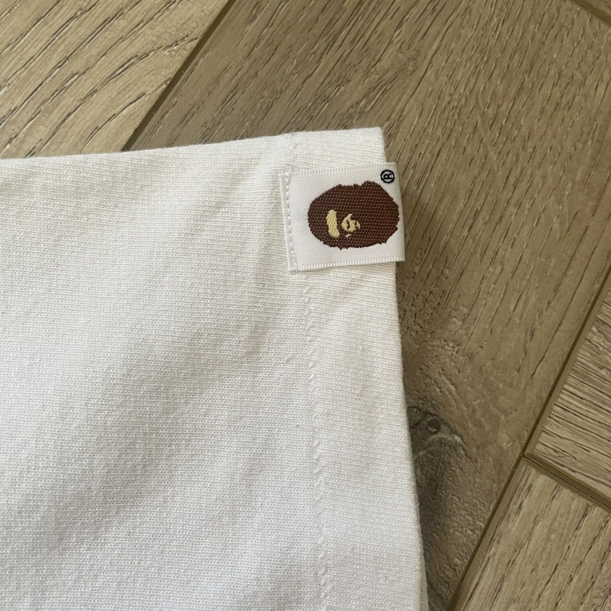 Bape A Bathing Ape / BAPE Reverse Graphic Print T Shirt Size US M / EU 48-50 / 2 - 8 Thumbnail