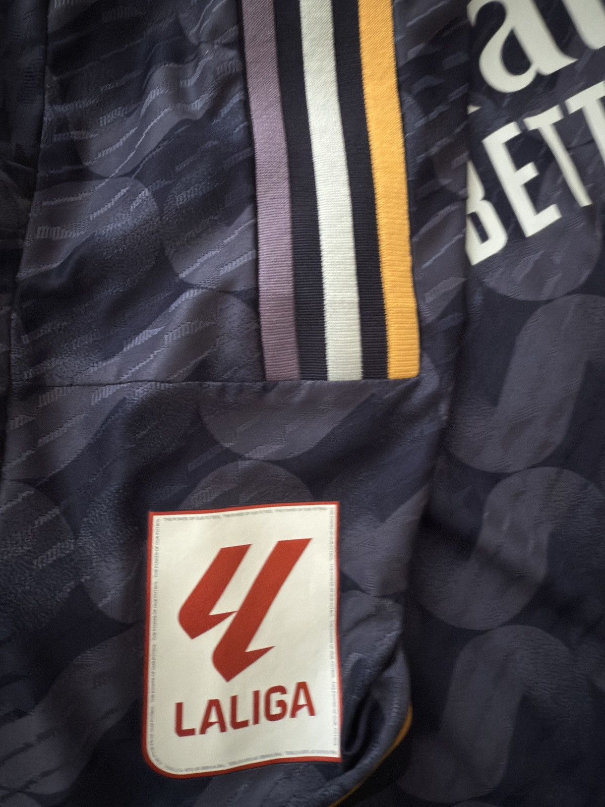 Adidas Real Madrid 23/24 Away Jersey AuthenticHEAT.RDYPlayerVersion Size US XL / EU 56 / 4 - 4 Thumbnail