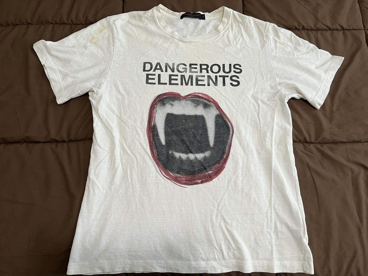 Pre-owned Undercover Dangerous Elements In White