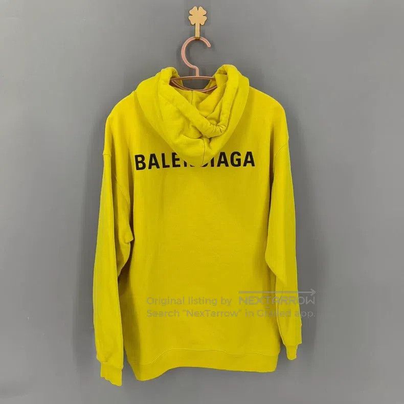 Balenciaga Balenciaga Yellow Logo Hoodie Size US S / EU 44-46 / 1 - 2 Thumbnail