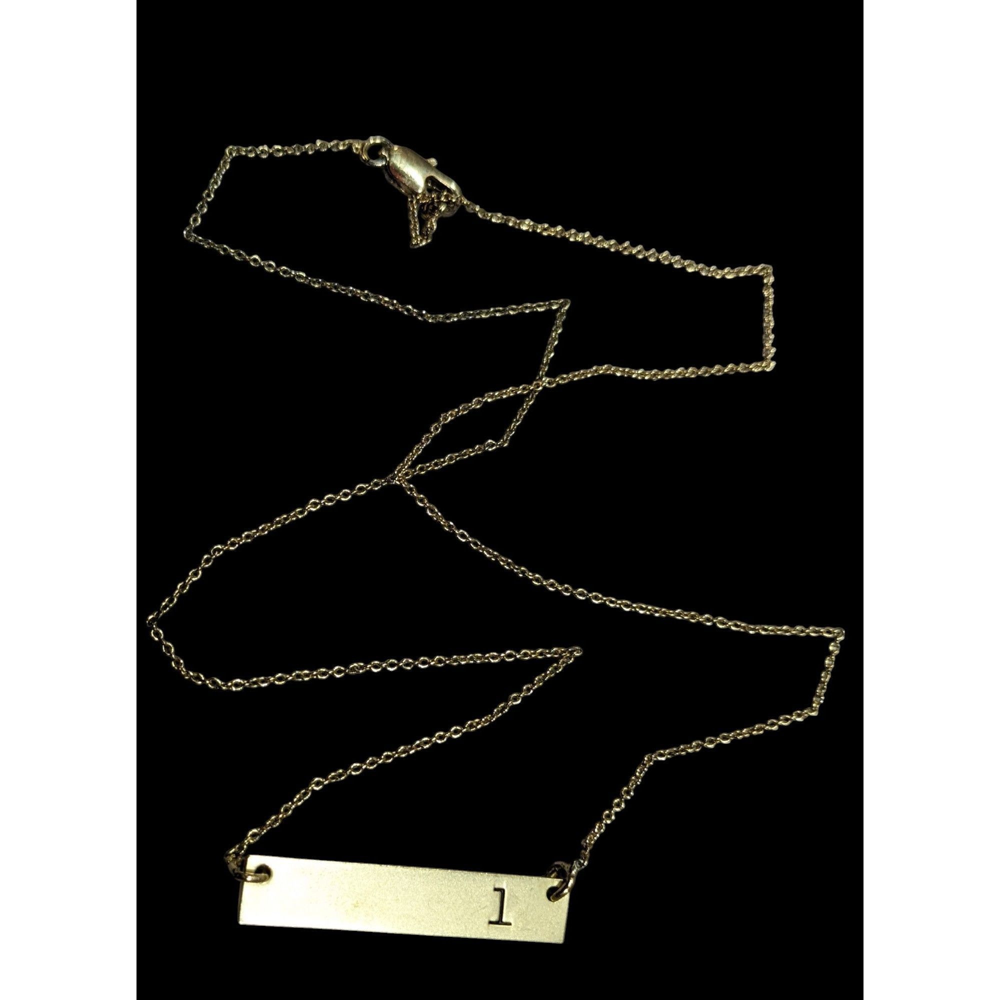 Other Simple Elegant Letter L Initial Gold Tone Pendant Necklace Size ONE SIZE - 1 Thumbnail
