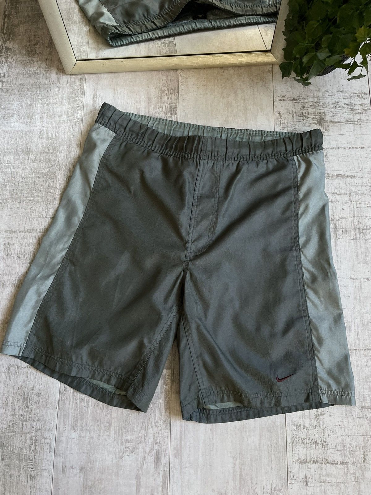 Nike × Vintage Vintage Nike VB 00’s Nylon Shorts Y2K Swoosh Drill RARE Size US 33 - 2 Thumbnail