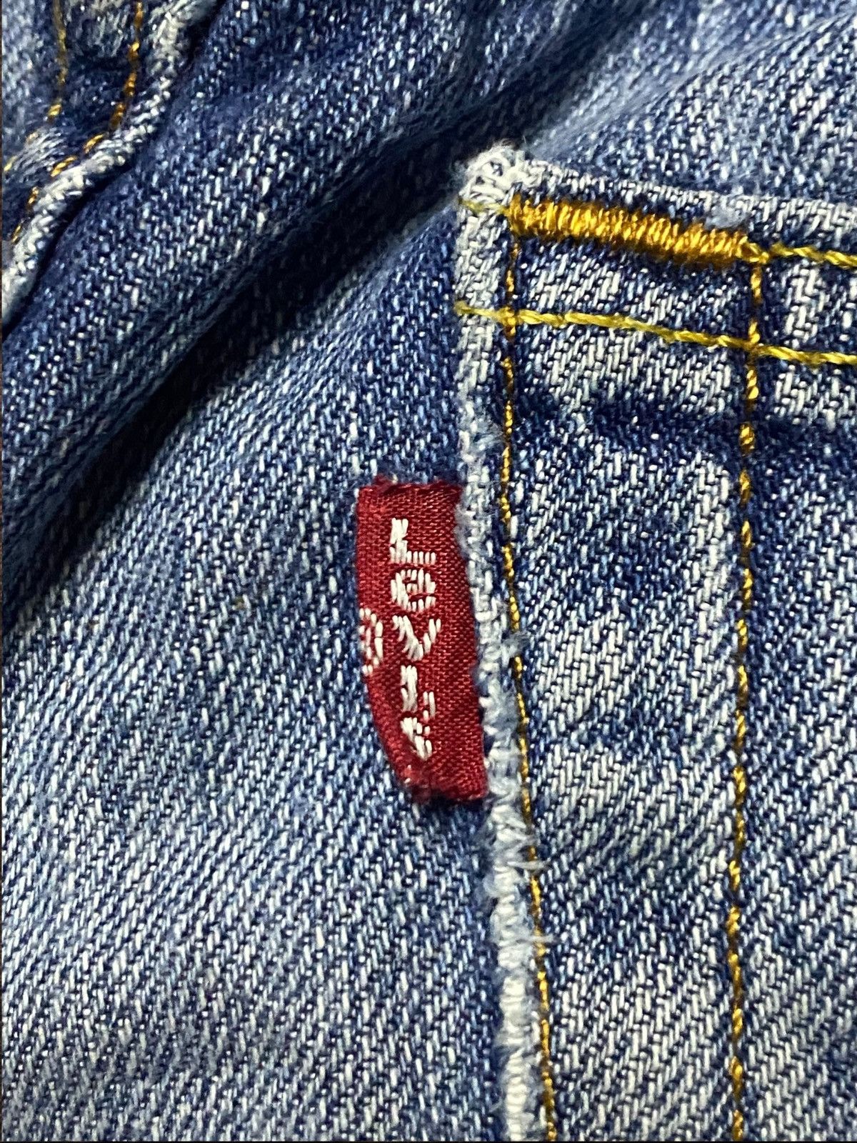 Levi's Vintage Clothing Vintage Levis 501 Ripped Loose Jeans Size US 32 / EU 48 - 16 Thumbnail