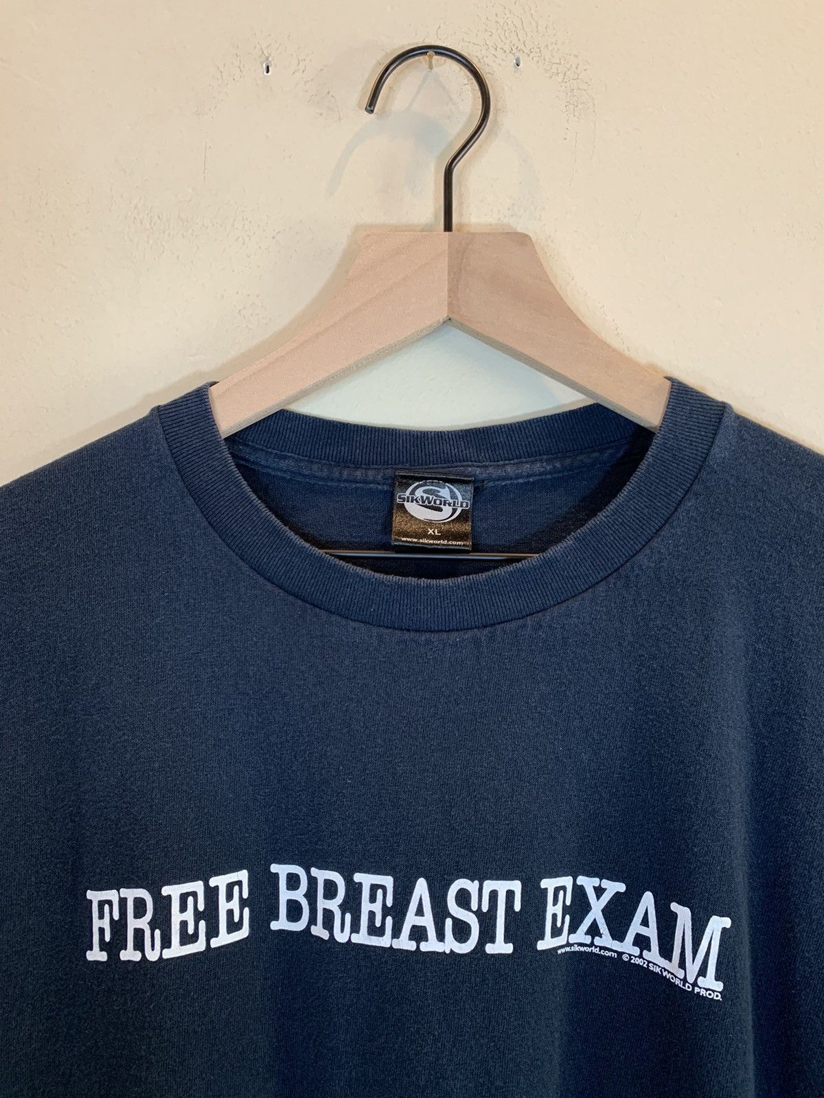 Vintage *RARE* Vintage 90’s Free Breast Exam Sikworld Raunchy Shirt Size US XL / EU 56 / 4 - 3 Thumbnail