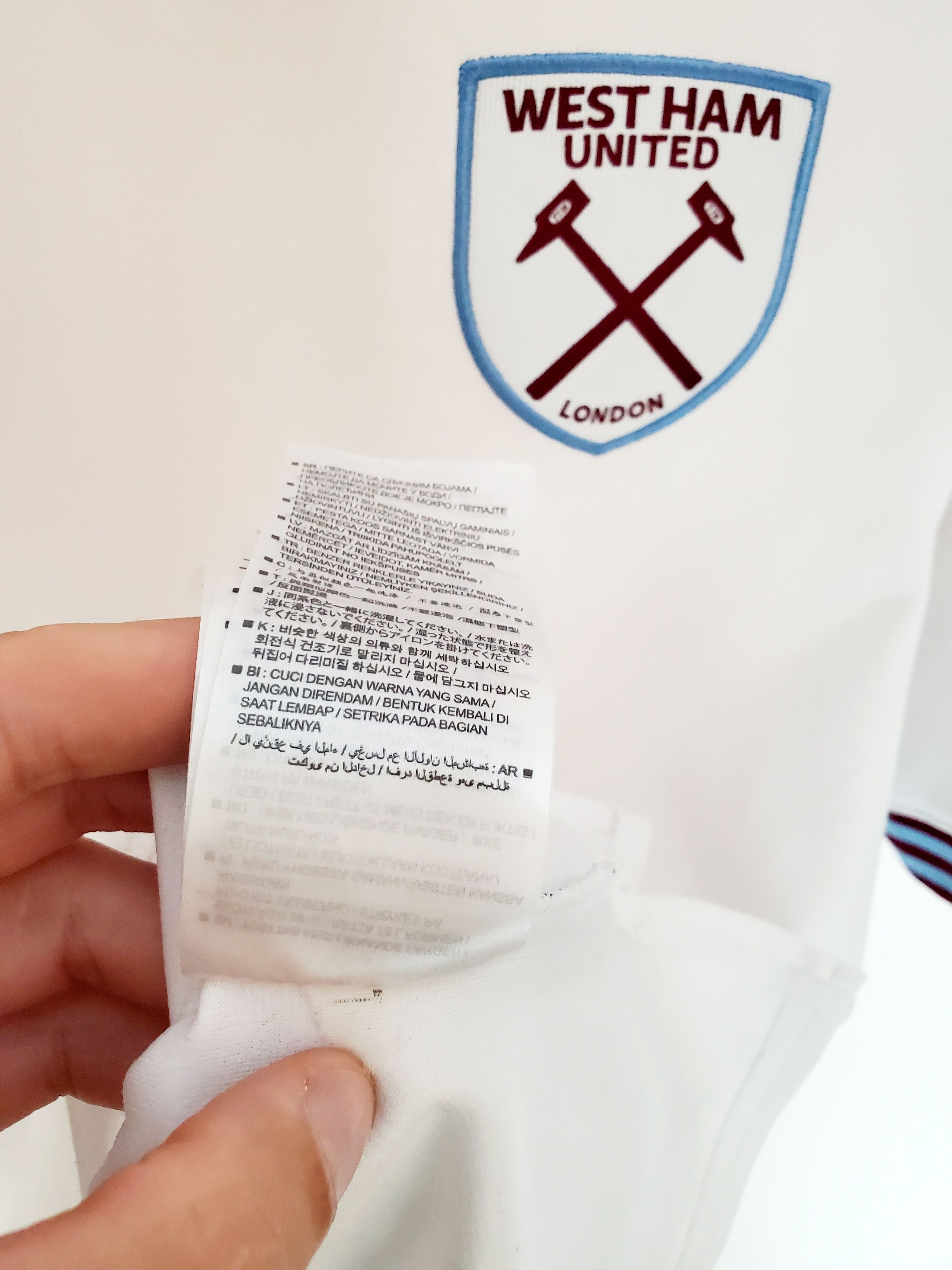 Umbro WEST HAM UNITED 2019 2020 AWAY SOCCER JERSEY UMBRO sz M Size US M / EU 48-50 / 2 - 6 Thumbnail