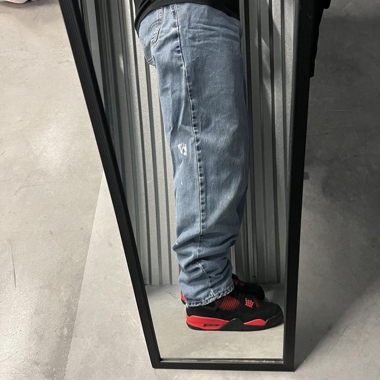 Vintage Vintage Y2K/2000s Super Baggy Skater Style Light Wash Skate Essential Levi’s 569 Denim Jeans! Size US 34 / EU 50 - 2 Thumbnail