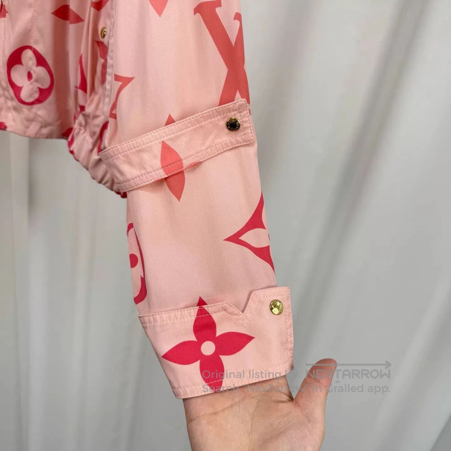 Louis Vuitton Louis Vuitton Monogram Silk Jacket. Size M / US 6-8 / IT 42-44 - 4 Thumbnail