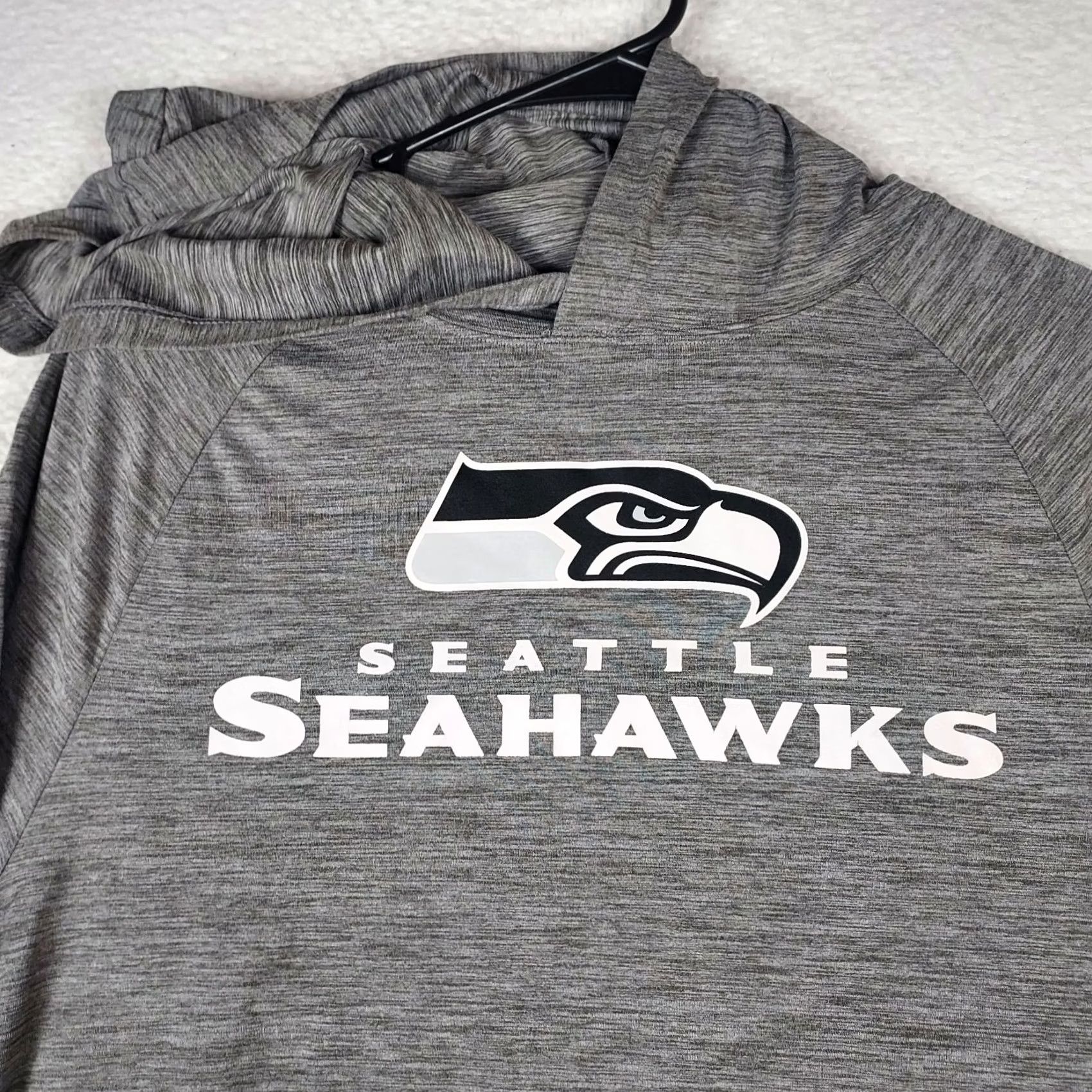 NFL VINTAGE? No — Seattle Seahawks Men’s M NFL Team Apparel Gray Lightweight Hoodie Long Sleeve Size US M / EU 48-50 / 2 - 3 Thumbnail