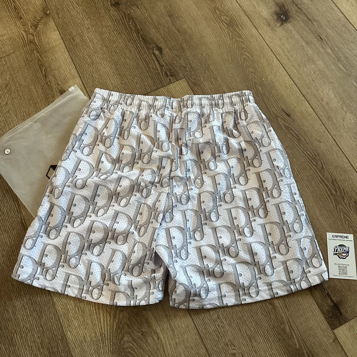 Other Basket ball shorts Size US 33 - 2 Thumbnail