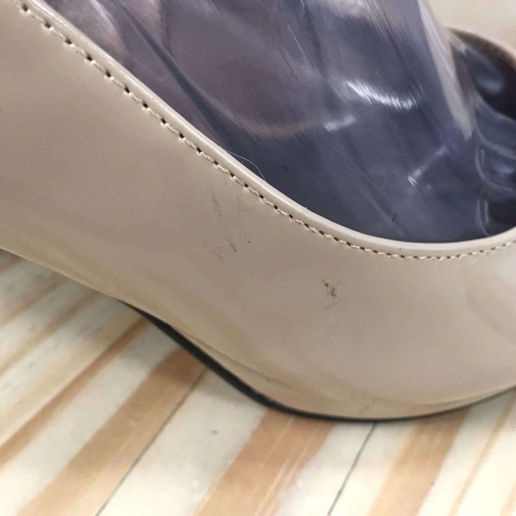 Vintage LifeStride Heels Womens 7.5 Invest Slingback Tan Faux Patent Leather Stiletto Size US 8 / IT 38 - 5 Thumbnail