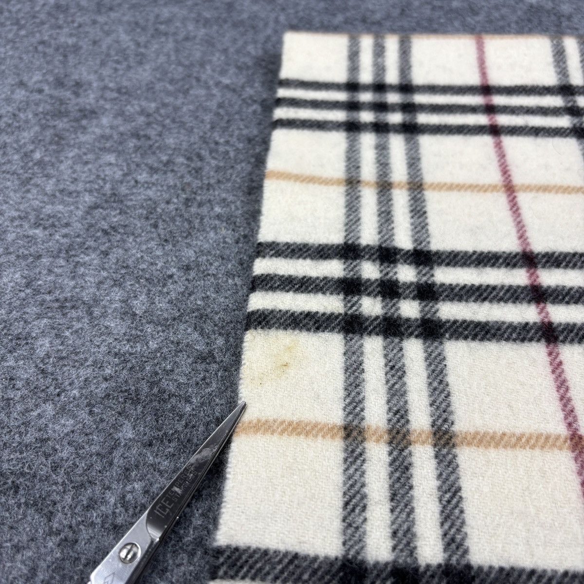 Burberry Burberry Scarf # D732 # Muffler # Neckwear # Nova Check Size ONE SIZE - 7 Thumbnail