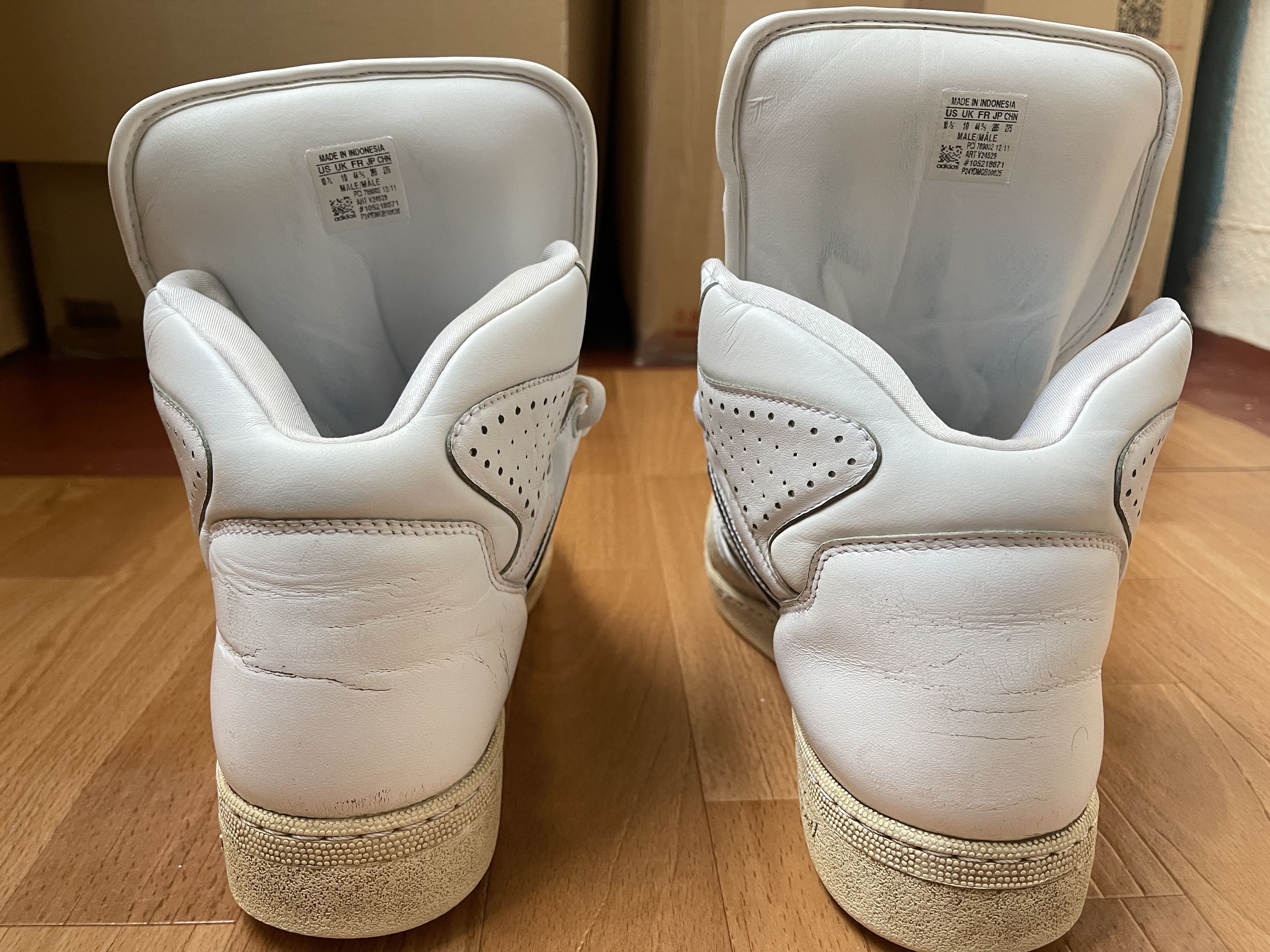 Adidas × Jeremy Scott Adidas sneakers, Jeremy Scott Instinct, Hi Top shoes, V24529 Size US 10.5 / EU 43-44 - 9 Thumbnail