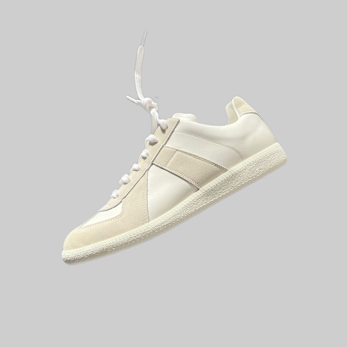 image of Avant Garde Maison Margiela Replica Gat Sneakers in White, Men's (Size 8)