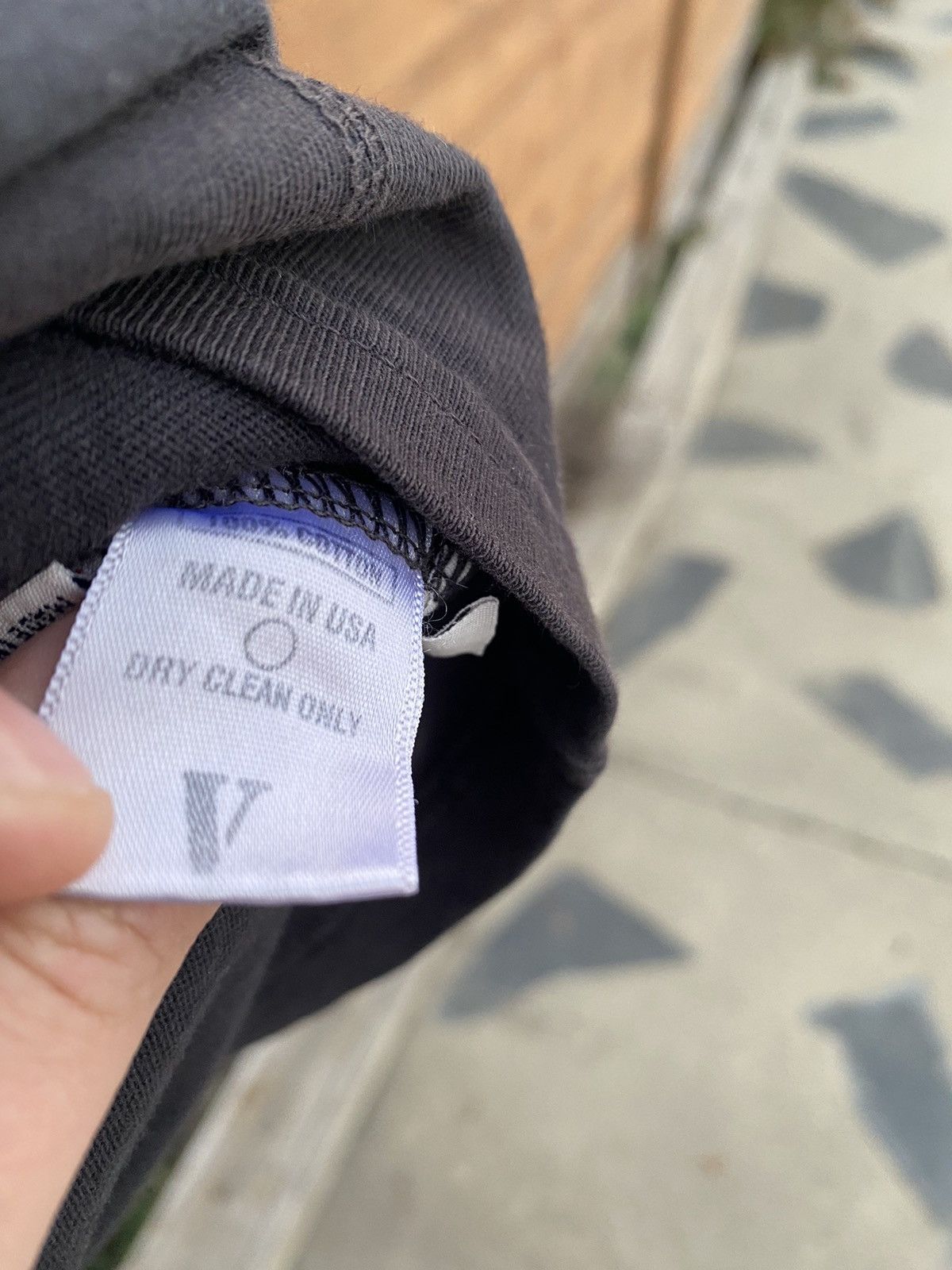 Vlone Vlone x Barneys - Japan Exclusive Size US XL / EU 56 / 4 - 5 Thumbnail