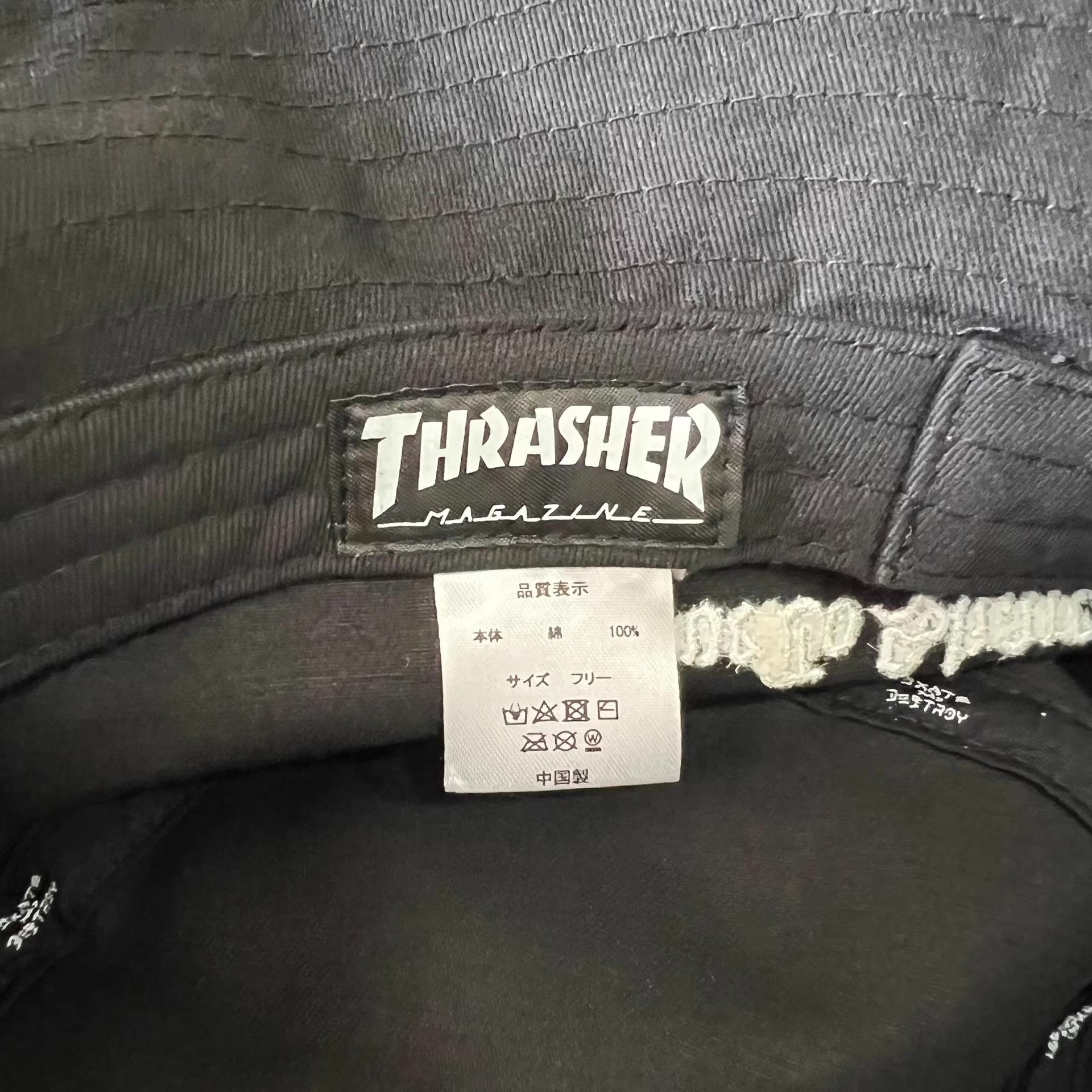 Thrasher Version THRASHER Flame Embroidered Bucket Hat Q7 Size ONE SIZE - 4 Thumbnail