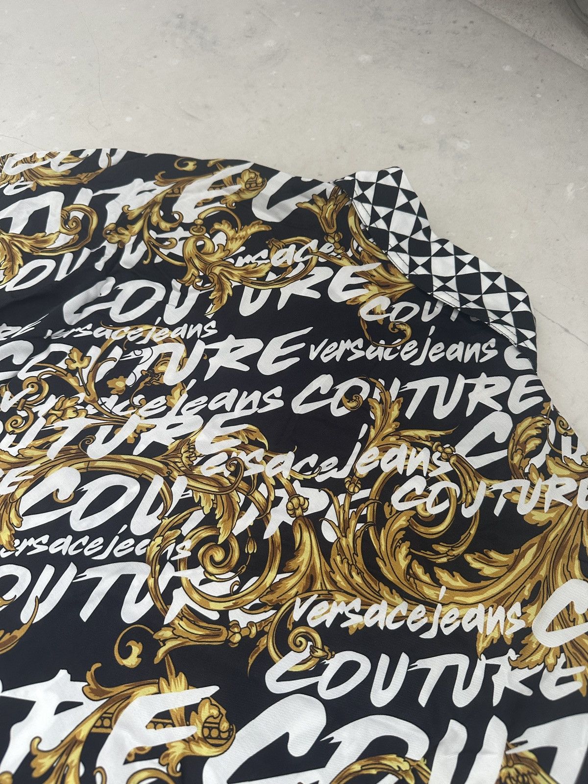 Versace × Versace Jeans Couture Versace Jeans Couture viscose all over print shirt with tags Size M / US 6-8 / IT 42-44 - 8 Thumbnail