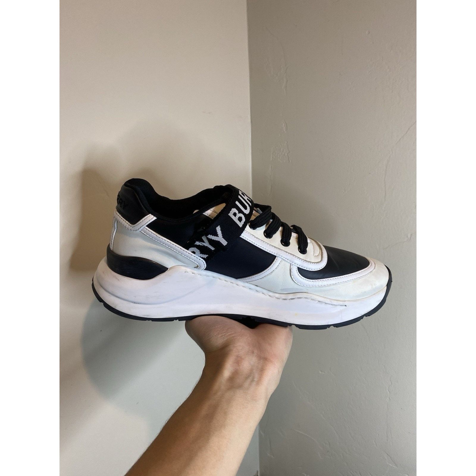 Burberry Burberry Ronnie Sneaker | Size 8 US (41 EU ) Size US 8 / EU 41 - 15 Thumbnail