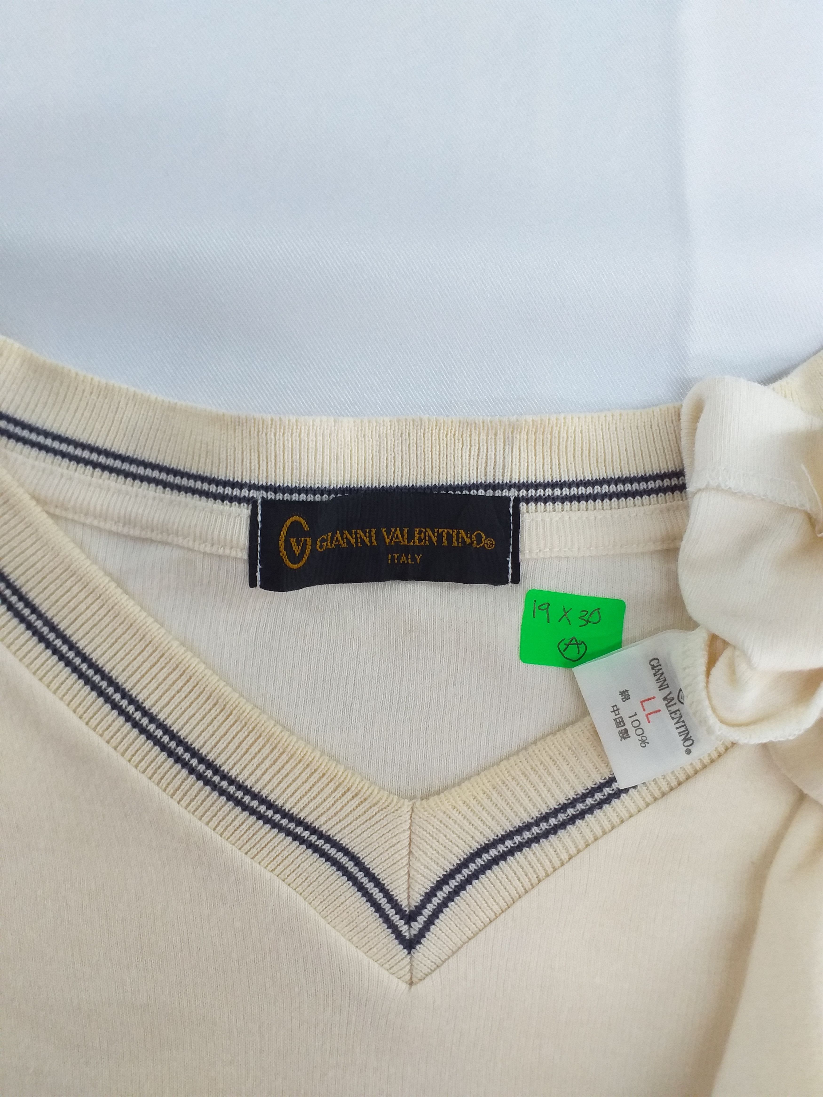 Valentino Gianni Valentino Small Logo Medium T-Shirt -A020 Size US M / EU 48-50 / 2 - 3 Thumbnail