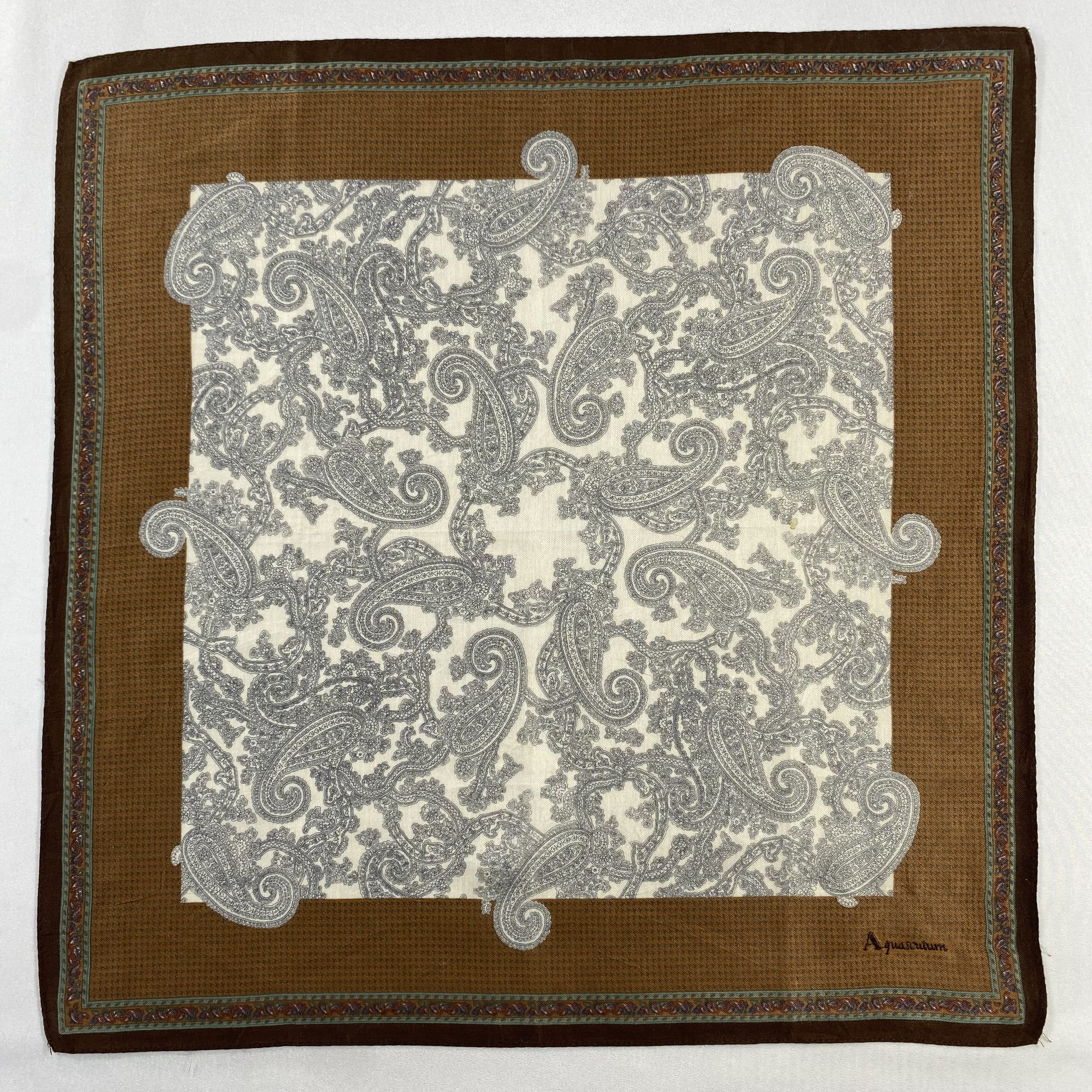 Aquascutum Handkerchief / Neckerchief / Bandana-P569