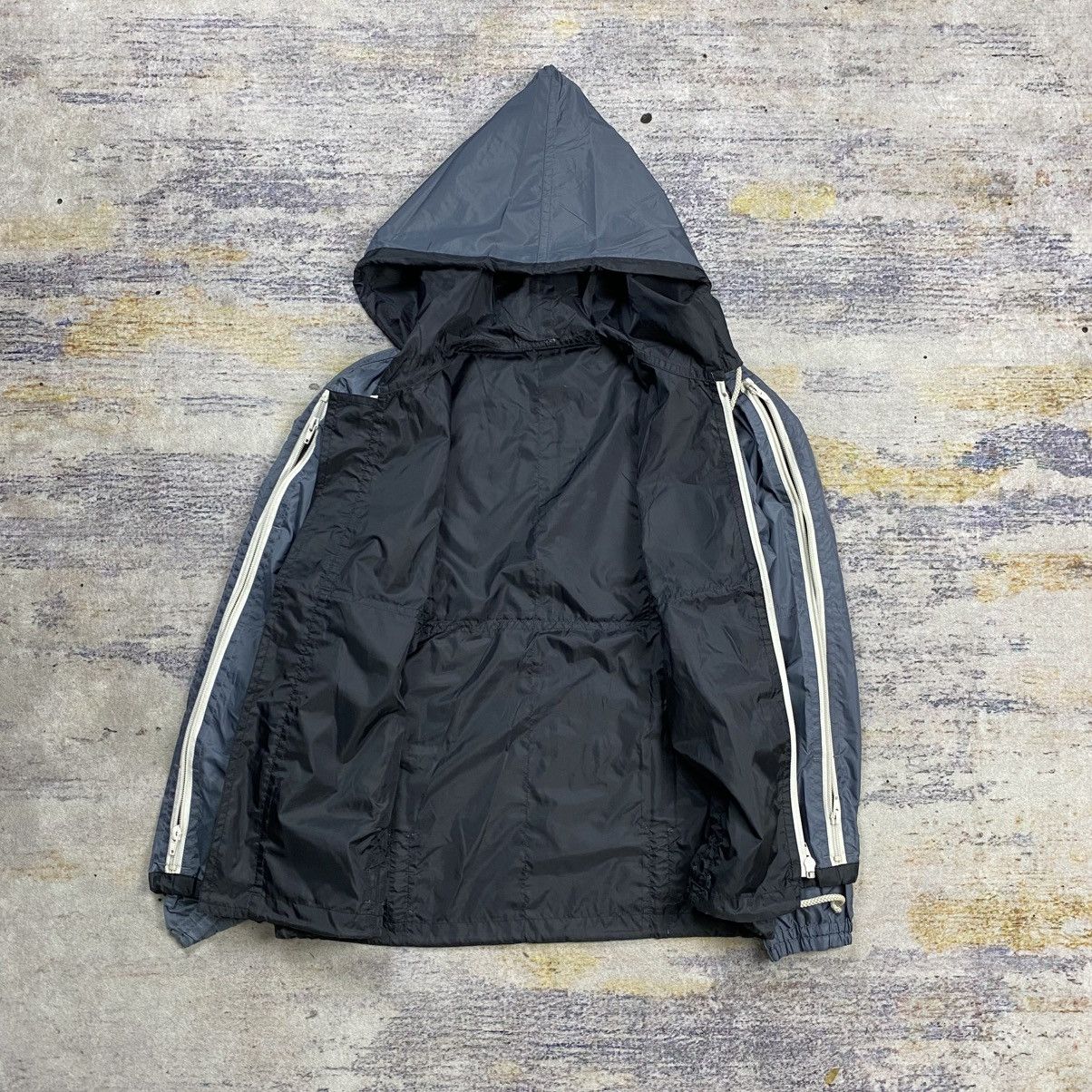 Final Home Final home survival jacket Size US S / EU 44-46 / 1 - 10 Thumbnail