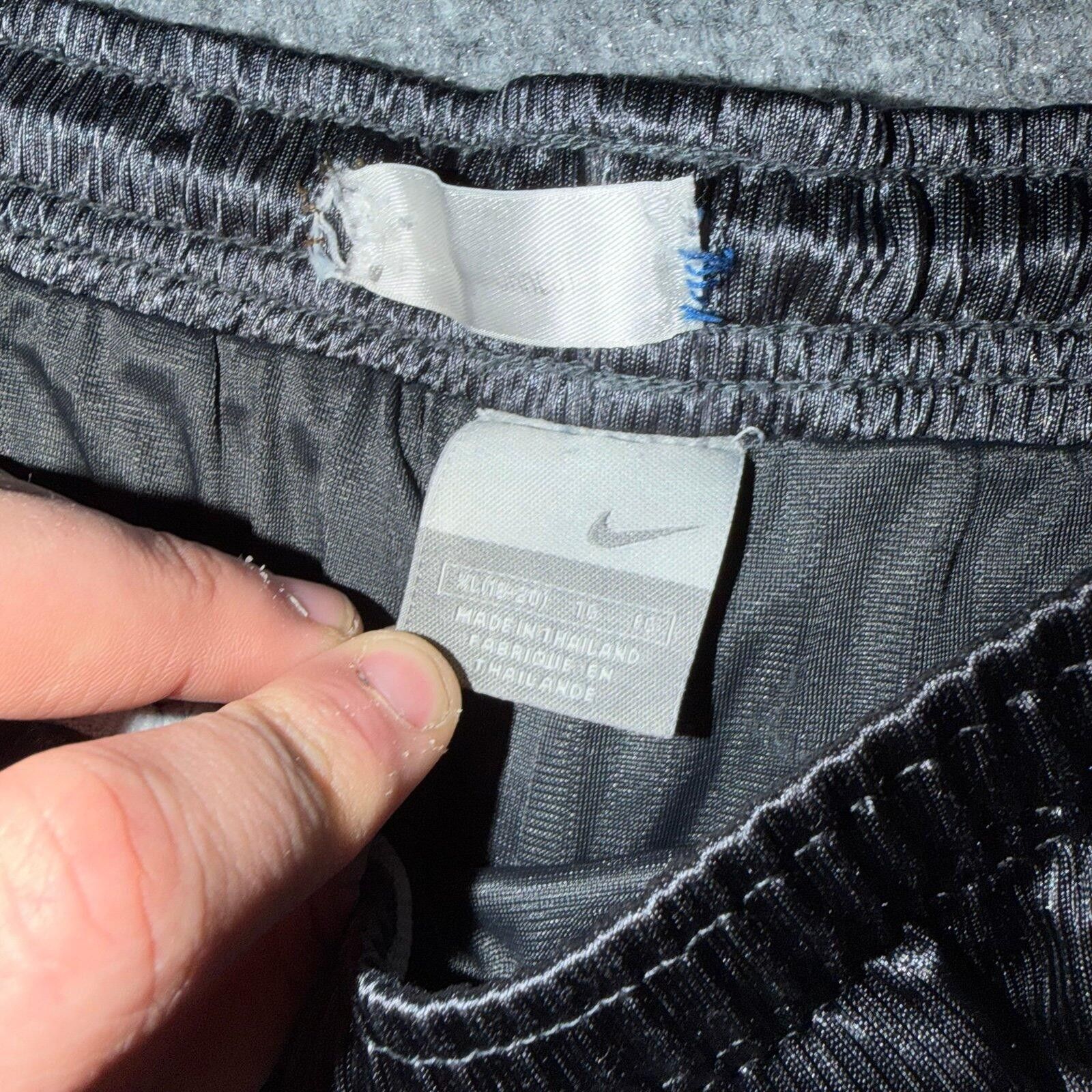 Nike Nike Dark Grey Baggy Dazzle Hoop Mesh Shorts Mens MD Vtg Size US 32 / EU 48 - 3 Thumbnail