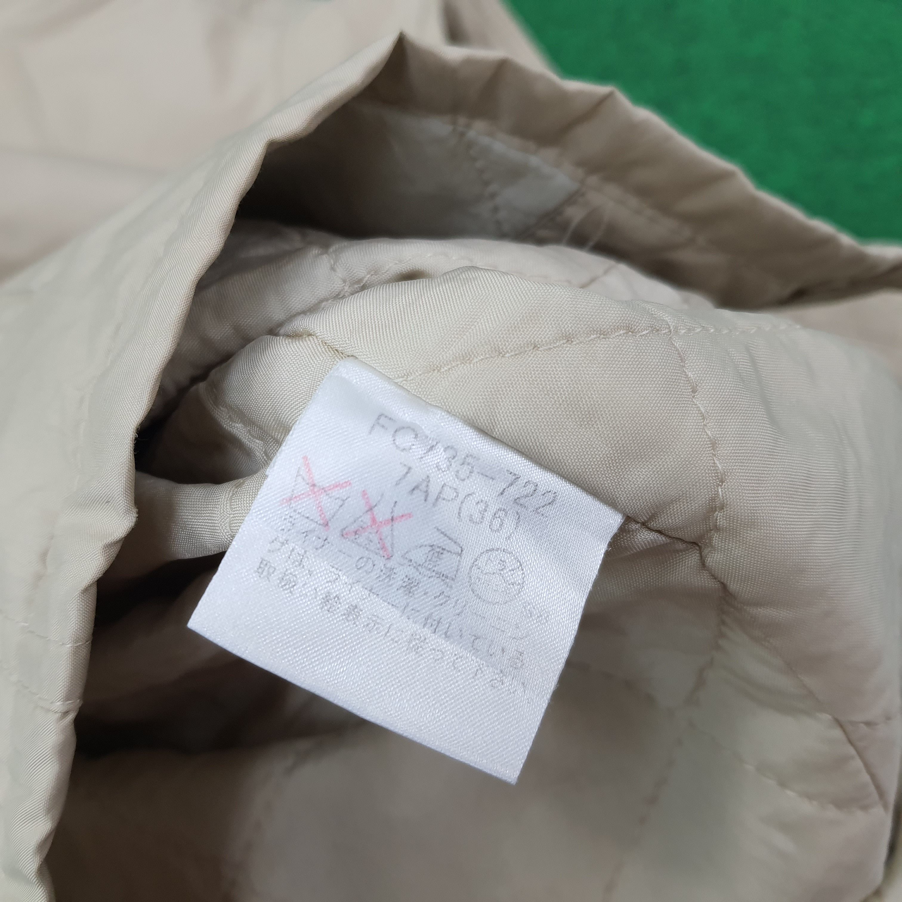Burberry Vintage Burberry London Jacket C253N25 Size US S / EU 44-46 / 1 - 5 Thumbnail
