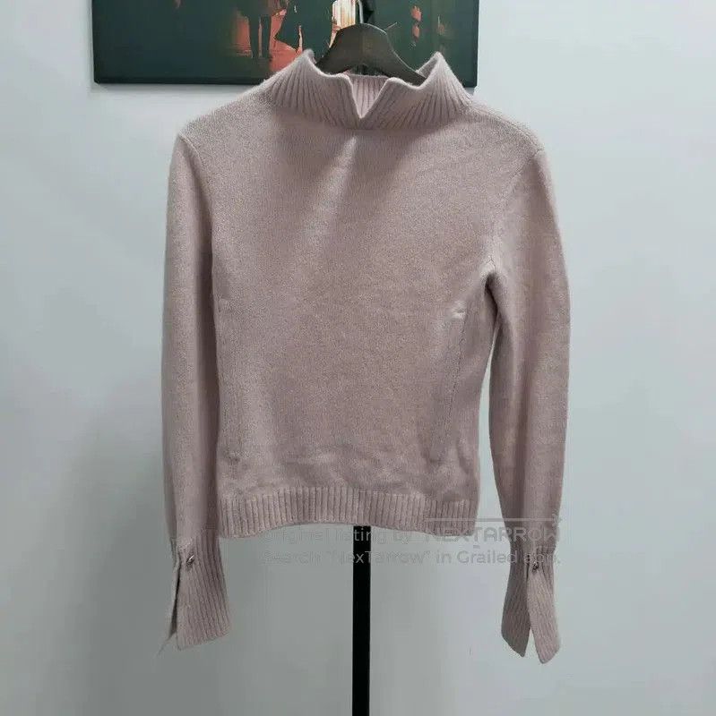 Chanel Chanel Pink Long Sleeve Sweater for Women . Size M / US 6-8 / IT 42-44 - 2 Thumbnail