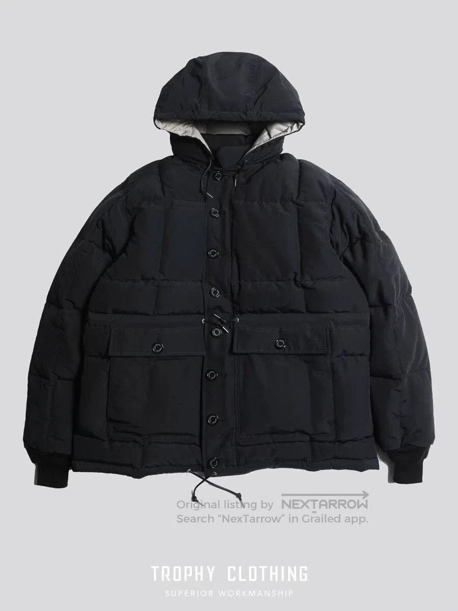 Trophy Clothing Retro Mountain Down Jacket for Outdoor Adventures. Size US XS / EU 42 / 0 - 3 Thumbnail