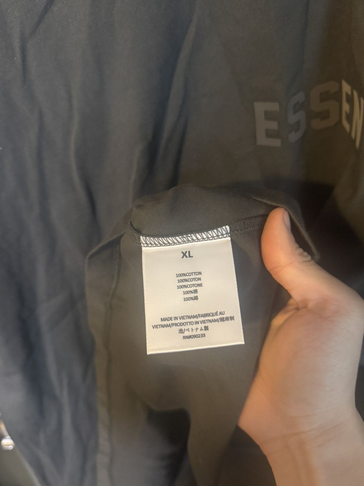 Essentials Essential off black size xl Size US XL / EU 56 / 4 - 6 Thumbnail
