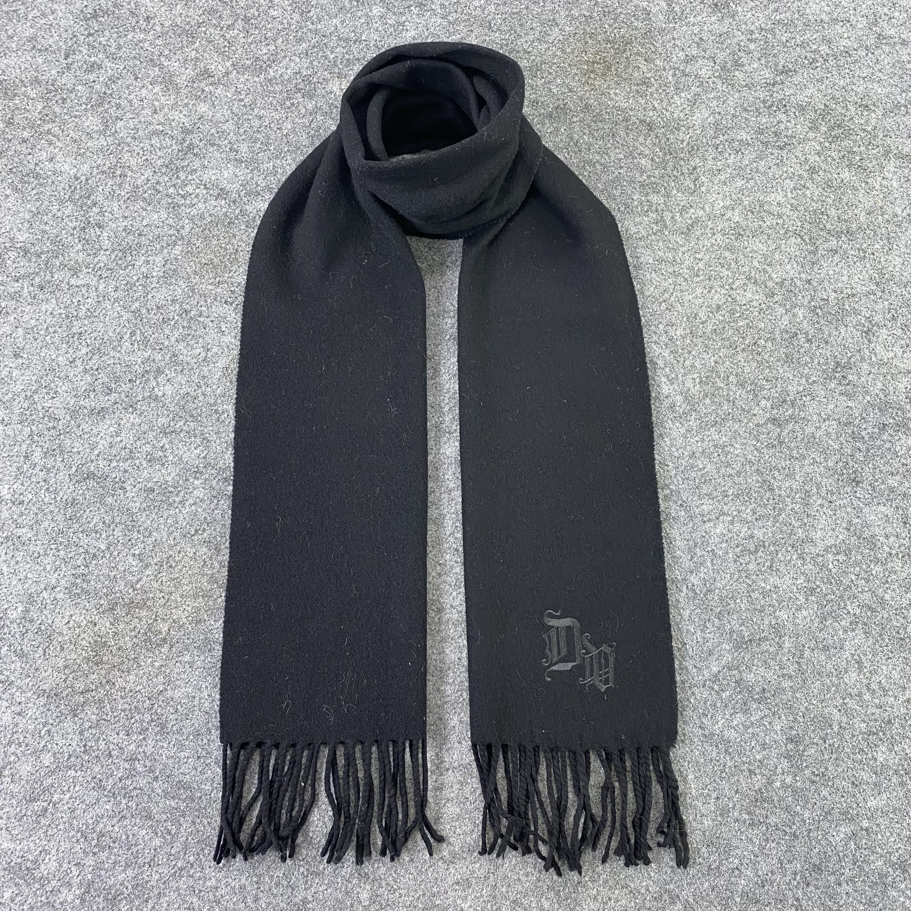 Versace Versace Scarf / Muffler / Neckwear - K006 Size ONE SIZE - 1 Thumbnail