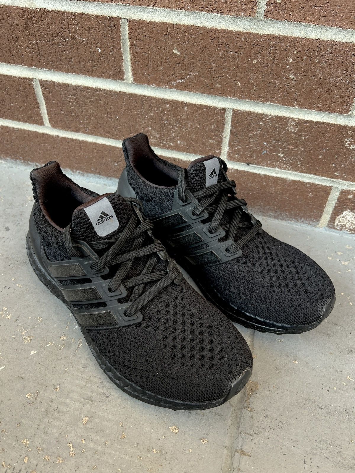 Adidas Adidas Women’s UltraBoost 5.0 DNA 'Triple Black' Size US 6.5 / IT 36.5 - 2 Thumbnail