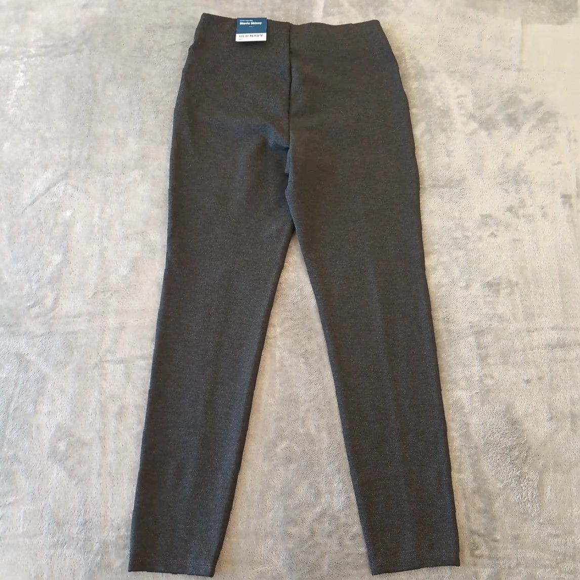 Old Navy Old Navy Stevie Ankle Pants Womens Medium Gray Skinny Pull On 28x27 Regular Rise High Inseam 27 Elastic Waist Stretch Jeans Trousers Pants Womens Size 32" / US 10 / IT 46 - 6 Thumbnail