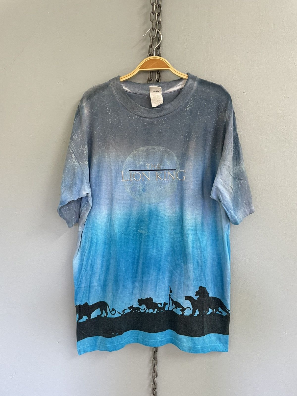 Disney Vintage 90s The Lion King AOP tie dye Disney t shirt Size US L / EU 52-54 / 3 - 1 Thumbnail