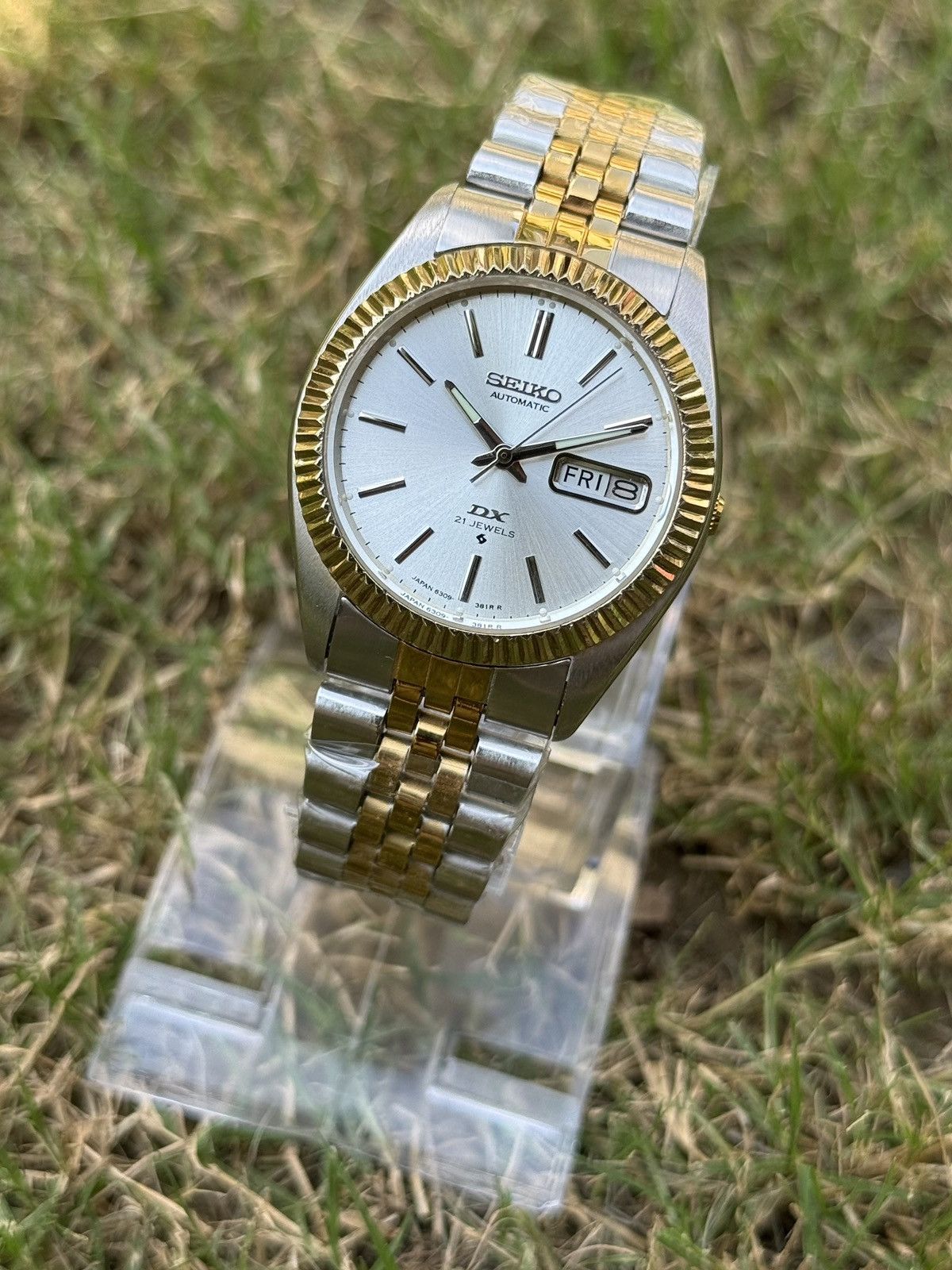 Seiko Seiko 5 DX Fluted Bezel Automatic 6309 Japanese mens Watch Size 36 - 3 Thumbnail