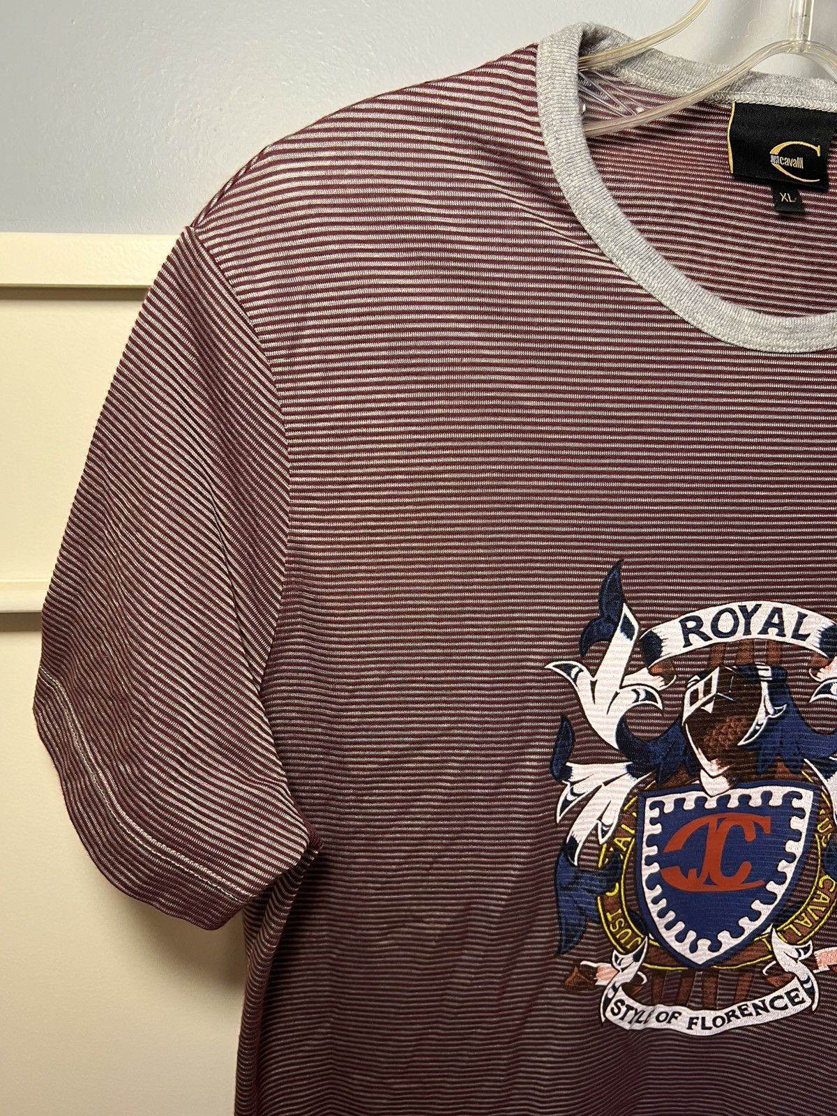 Just Cavalli Vintage Just Cavalli crest logo print striped fitted T-shirt Size US XL / EU 56 / 4 - 6 Thumbnail
