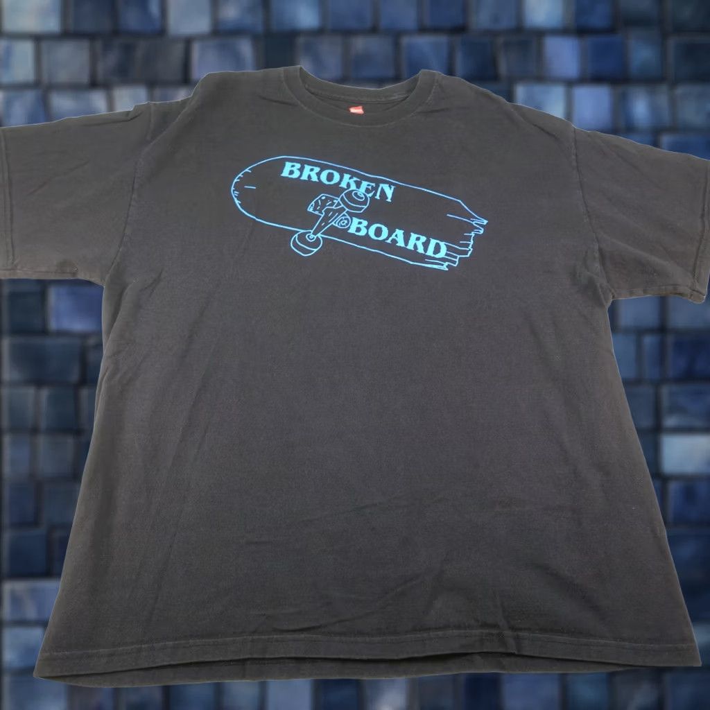 Hanes Hanes Broken Board Skater Shirt Mens XL Black Graphic Tee Skating Size US XL / EU 56 / 4 - 1 Thumbnail