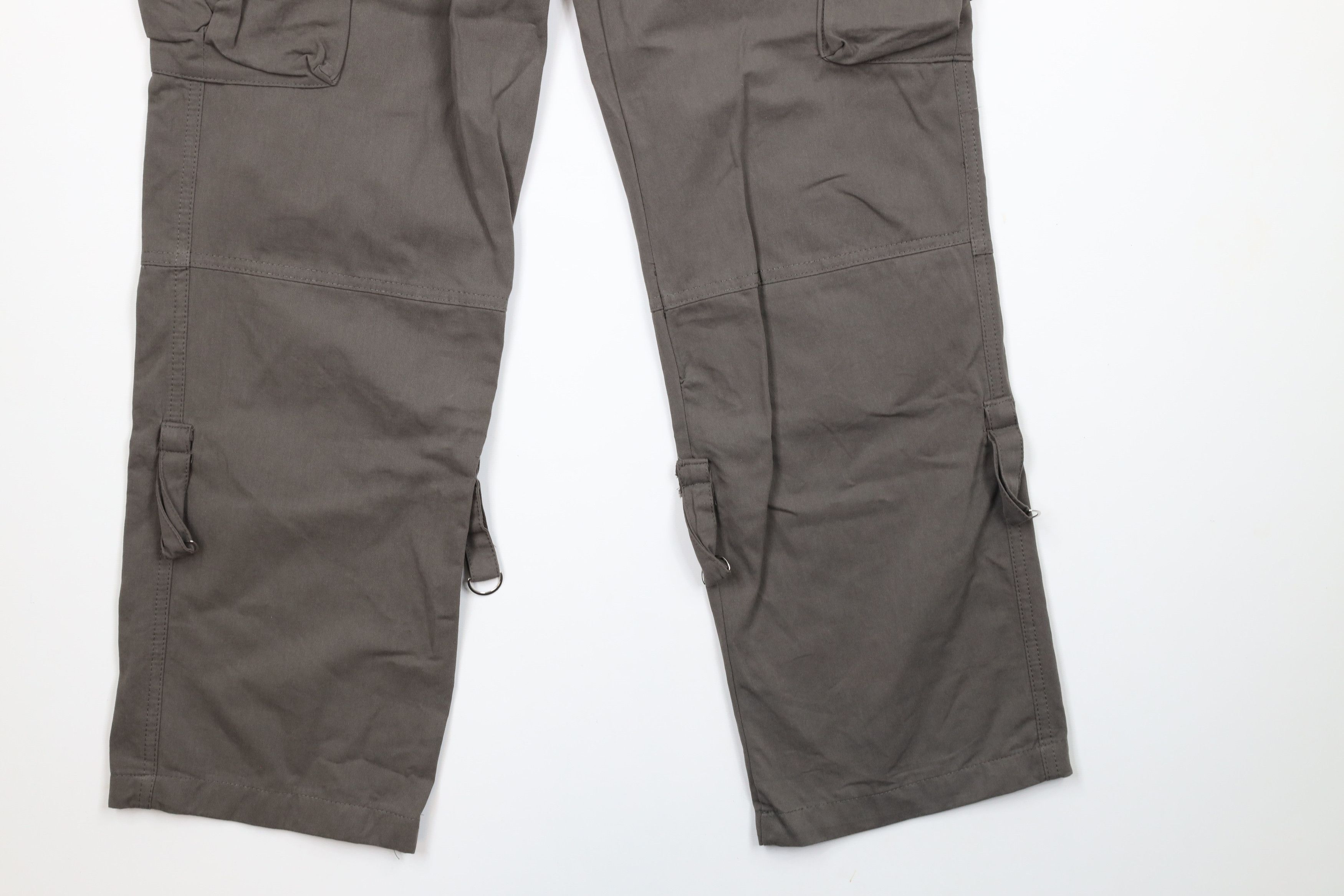 Vintage Vintage 90s Streetwear Baggy Strap Goth Cargo Pants Gray Size 29" - 4 Thumbnail