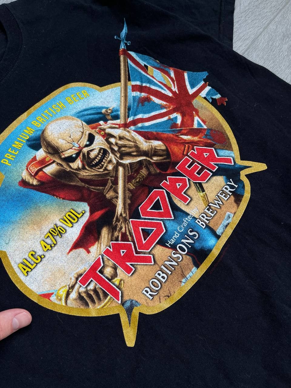 Band Tees vintage Iron Maiden t shirt Trooper beer like ACDC Size US L / EU 52-54 / 3 - 4 Thumbnail