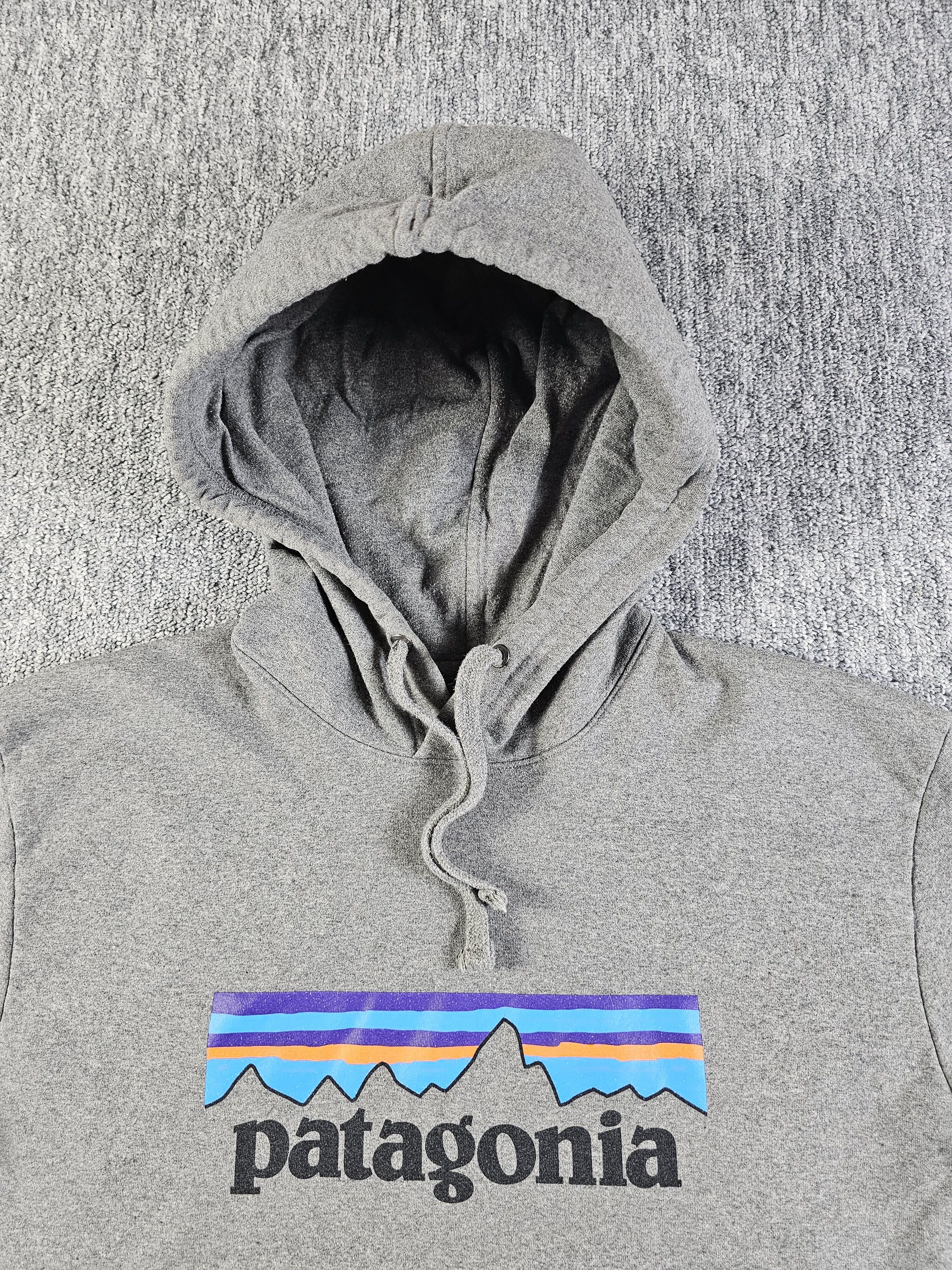 Patagonia Patagonia Uprisal Hoodie Men M Gray P-6 Logo Recycled Size US M / EU 48-50 / 2 - 3 Thumbnail